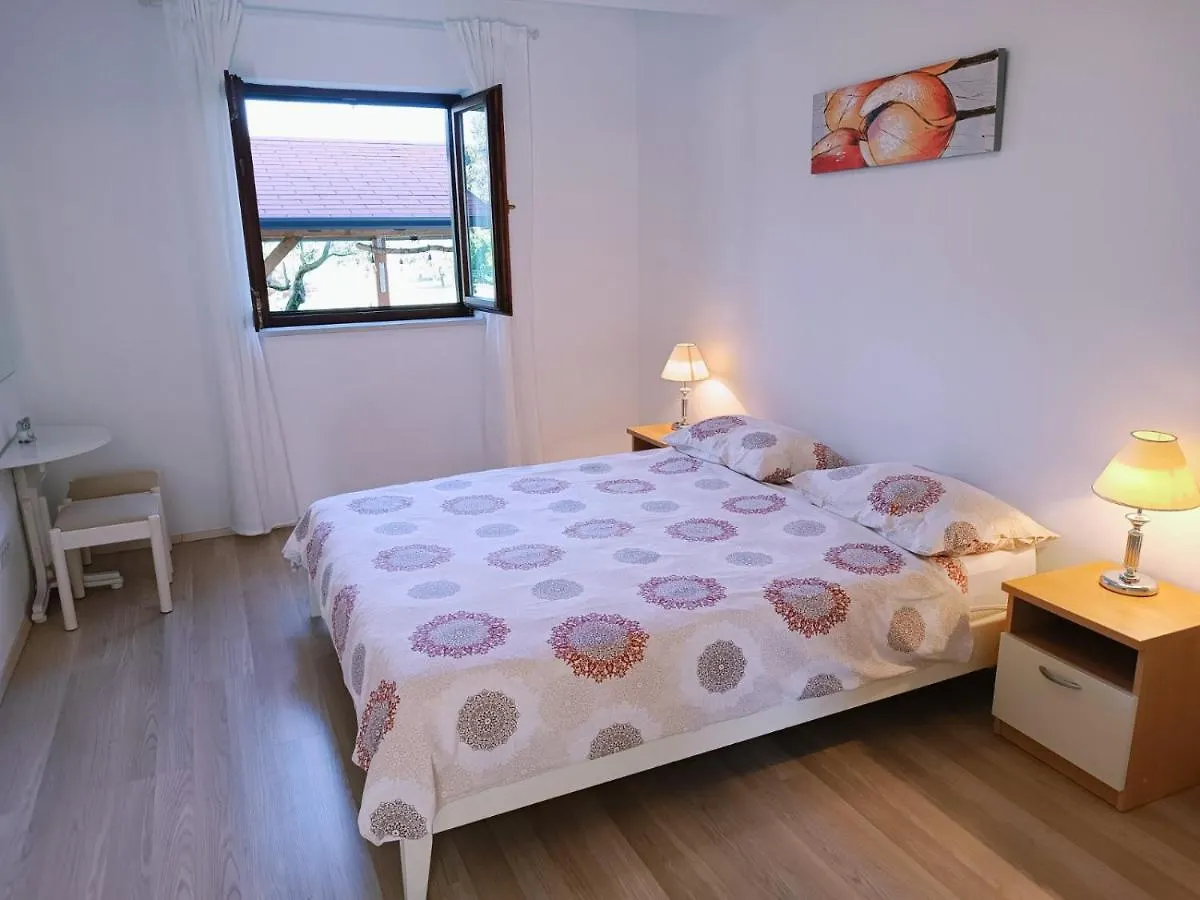 Mare Apartment Porec